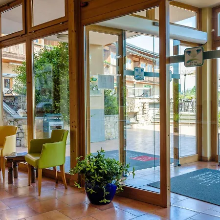 Active Paradiso Πεσκιέρα ντελ Γκάρντα